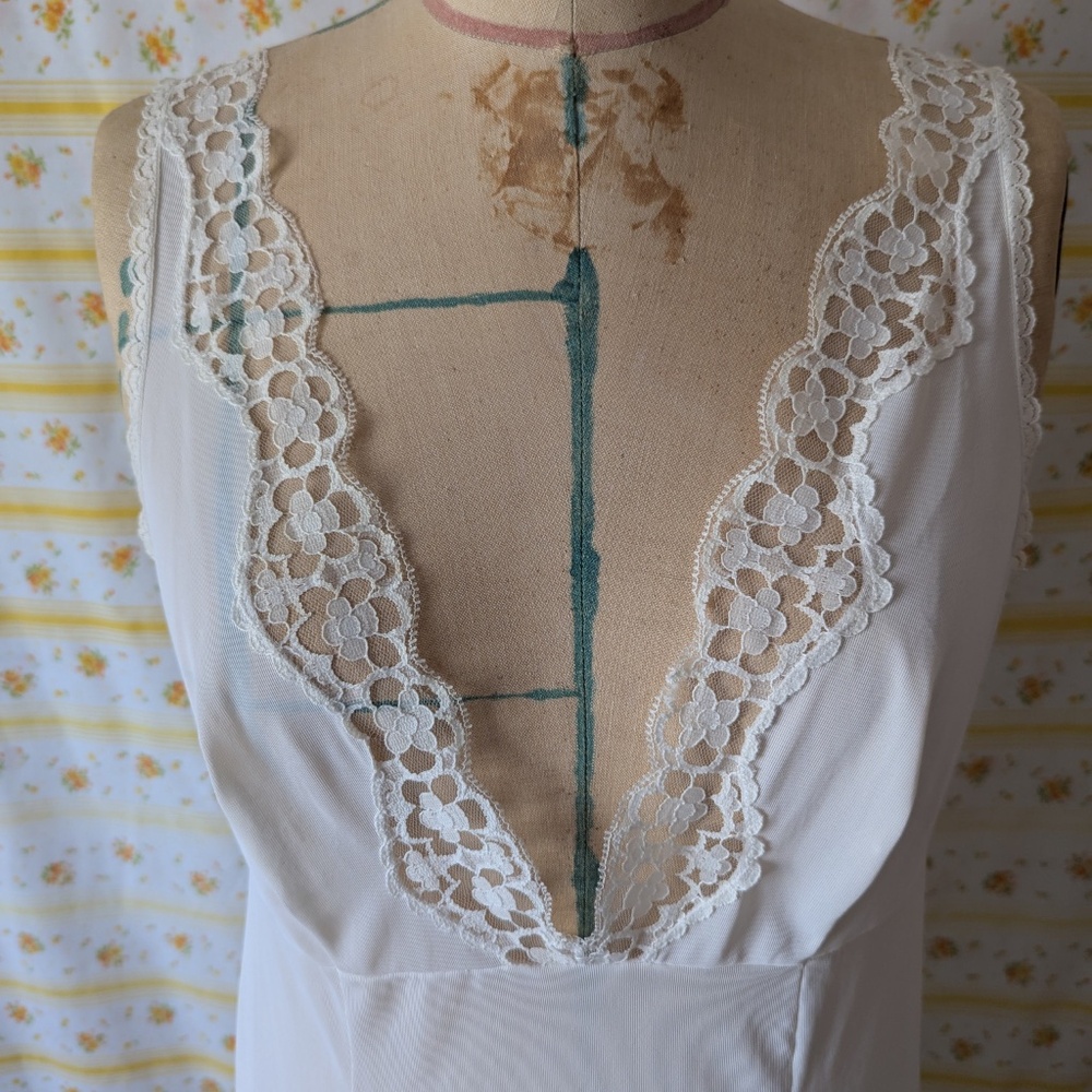 Vintage Made in Italy Lingerie Dress - Picture 3 of 10